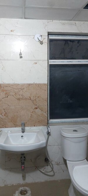 Bathroom in 2 BHK Apartment at Amrapali Riverview, Amrapali Leisure Valley – for Sale