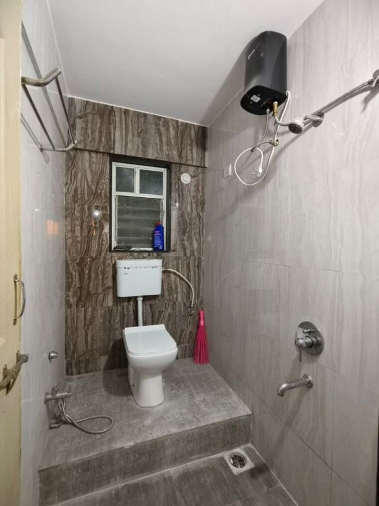 Bathroom, aswani-green-valley 2 Bedroom 800 Sq.Ft. Apartment In Wakad Pune 10238146