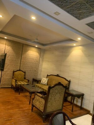Gym in 3 BHK Apartment at Vasant Vihar – for Rent