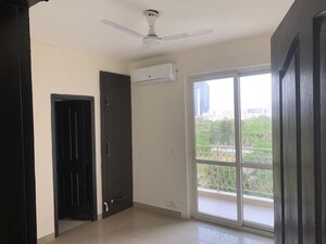 Room in 4 BHK Apartment at BPTP Park Prime, Sector 66 – for Rent