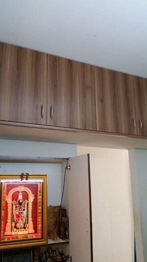 Furnished Amenities in 2 BHK Apartment at Sholinganallur – for Rent