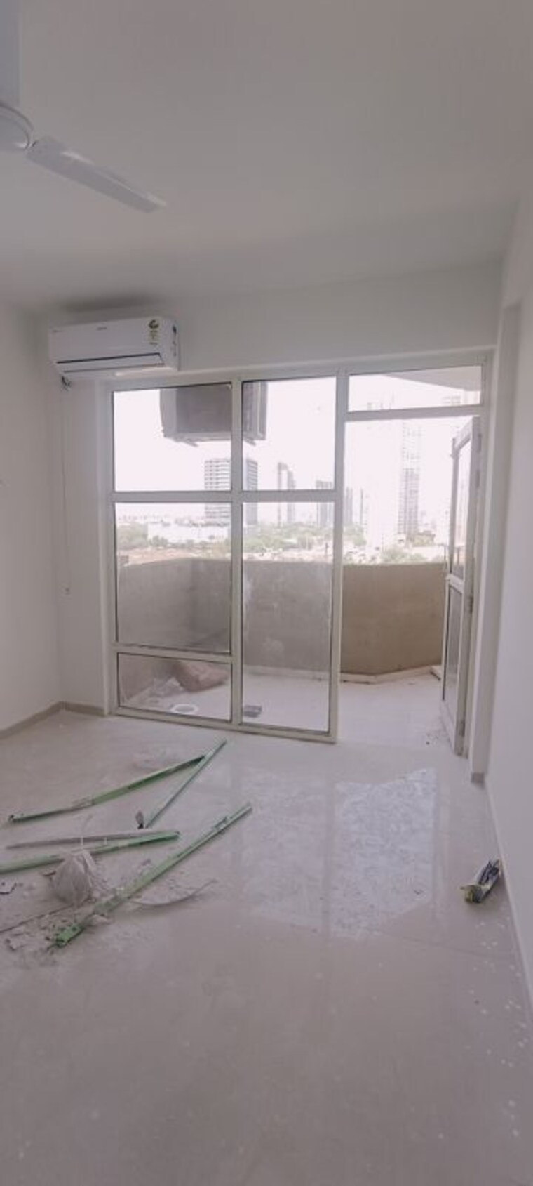 Room, pyramid-midtown 2 Bedroom 800 Sq.Ft. Apartment In Sector 59 Gurgaon 10238194