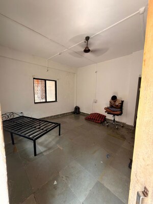 Room in 2 BHK Villa at Karve Nagar – for Rent