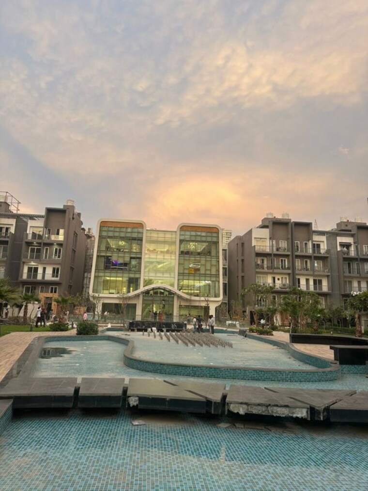 Exterior View, smart-world-orchard 3 Bedroom 1712 Sq.Ft. Builder Floor In Sector 61 Gurgaon 10238240