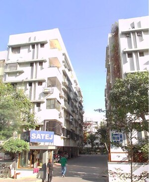 3 BHK Apartment For Rent in Thaltej