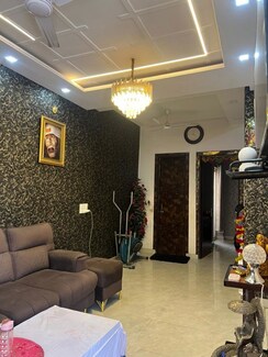 6+ BHK + Servant Room Independent House For Sale in Omicron II Greater Noida