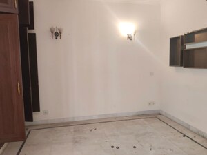 Room in 3 BHK Builder Floor at Greater Kailash I – for Rent