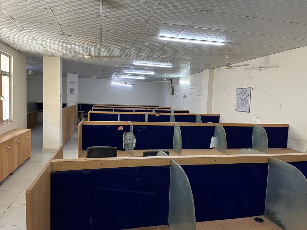 Office Space For Rent in Sector 6