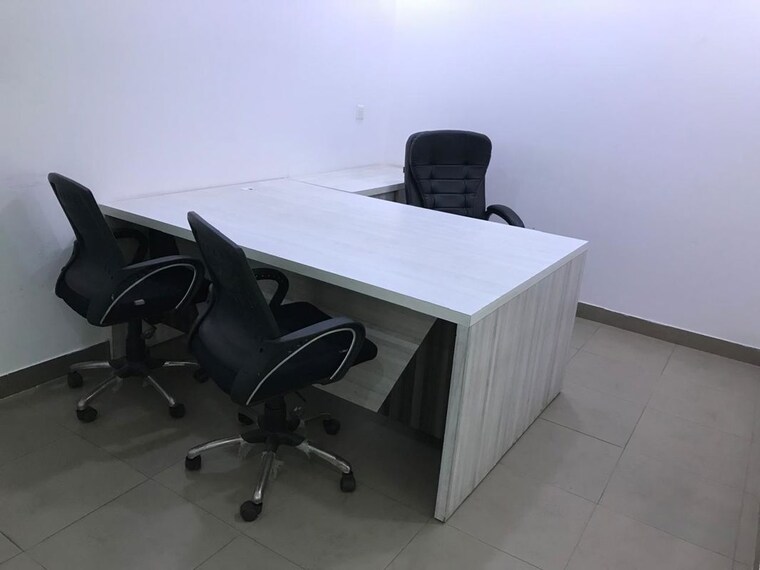 Team Area, sector 6 Commercial Office Space 4000 Sq.Ft. In Sector 6 Noida 10238243