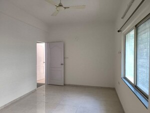Room in  Apartment at Mirchandani Palms, Rahatani – for Rent