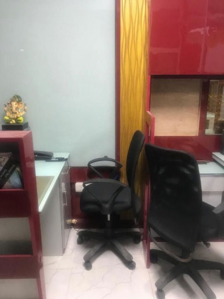 Living Room, sector 2 Commercial Office Space 450 Sq.Ft. In Sector 2 Noida 10238254