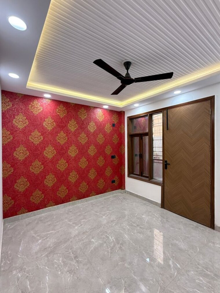 Bedroom, govindpuri 3 Bedroom 90 Sq.Yd. Builder Floor In Govindpuri Delhi 10238301