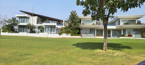  Land For Sale in Manneguda