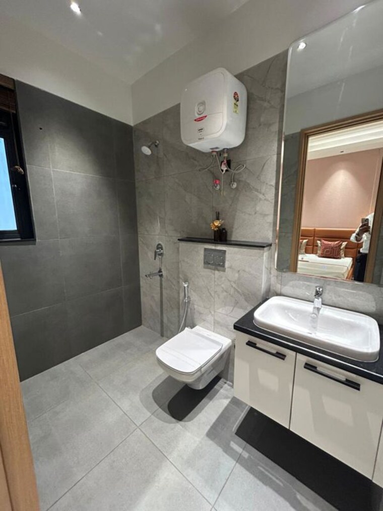 Bathroom, uchdpl-eden 3.5 Bedroom 1951 Sq.Ft. Apartment In Wave City Ghaziabad 10238313