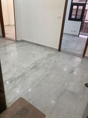 Room in 3 BHK Builder Floor at Govindpuri – for Sale