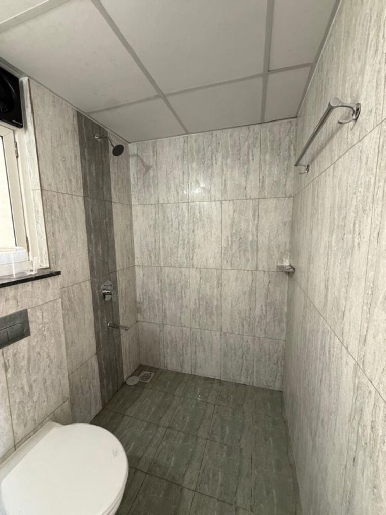 Bathroom, kolte-patil-life-republic-16th-avenue-arezo 2 Bedroom 1000 Sq.Ft. Apartment In Hinjewadi Pune 10238322