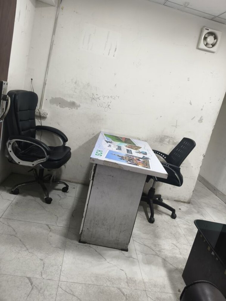Team Area, sector 2 Commercial Office Space 400 Sq.Ft. In Sector 2 Noida 10238333