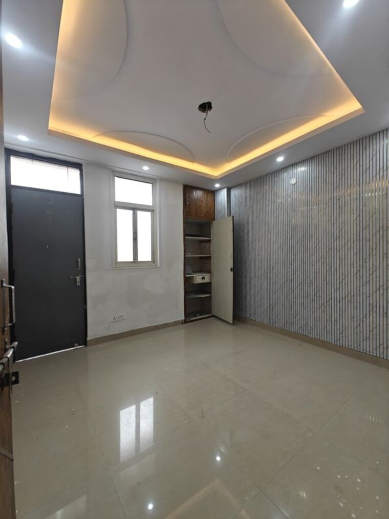 Room, sarfabad village 2 Bedroom 910 Sq.Ft. Builder Floor In Sarfabad Village Noida 10238339