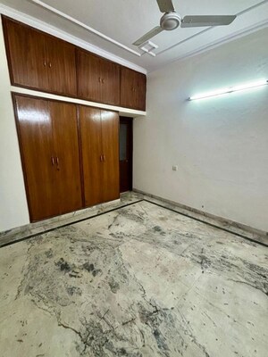 Room in 6+ BHK Independent House at Sector 55 – for Sale