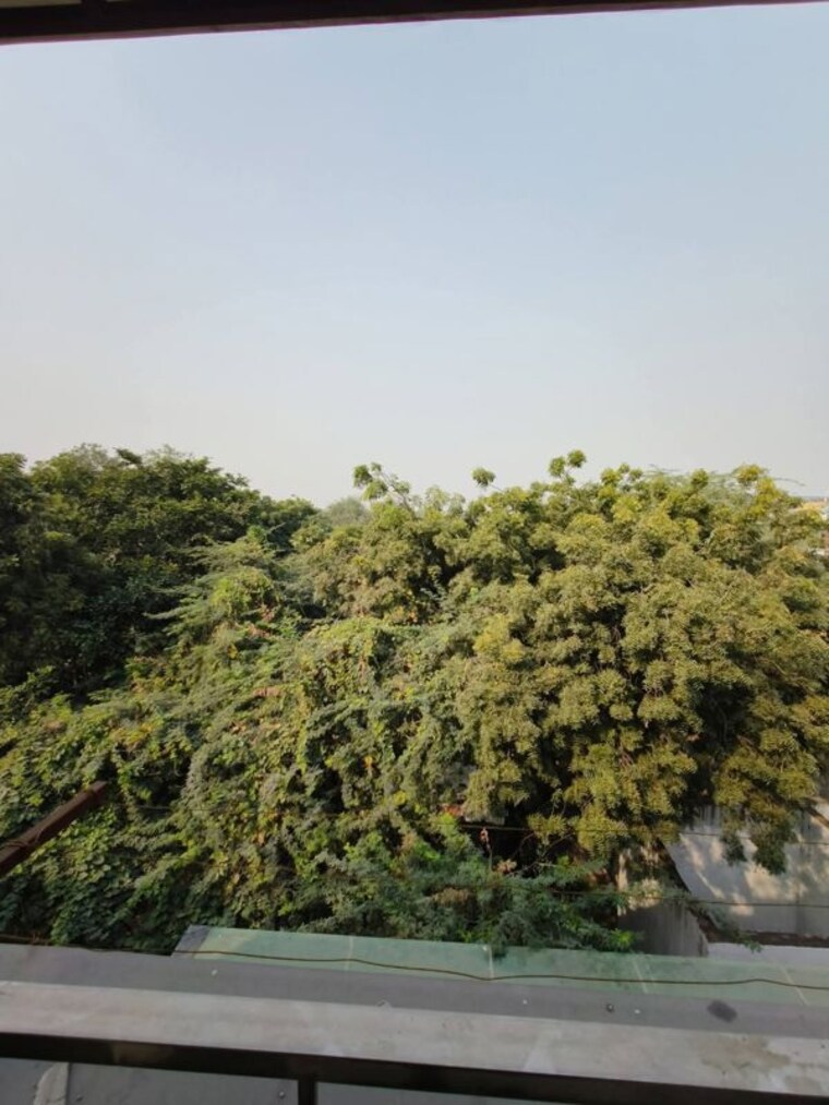 Garden, east of kailash 1 Bedroom 600 Sq.Ft. Builder Floor In East Of Kailash Delhi 10238351