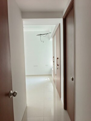 Bathroom in 3 BHK Apartment at Kalpataru CHS, Kapur Bawdi – for Rent