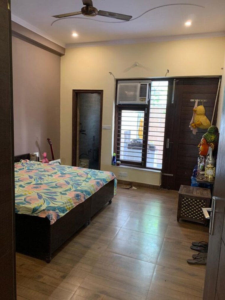Bedroom, ansal-plaza-sector-23 3 Bedroom 1700 Sq.Ft. Builder Floor In Sector 23 Gurgaon 10238386