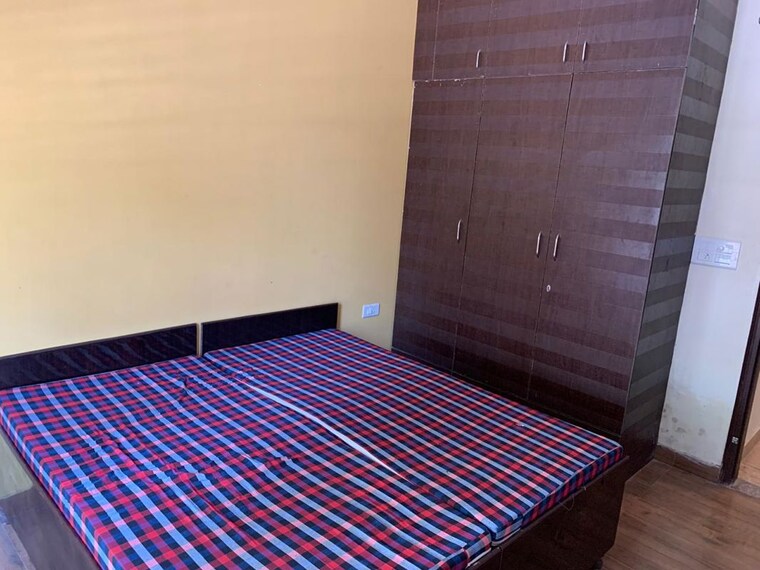 undefined, ansal-plaza-sector-23 3 Bedroom 1700 Sq.Ft. Builder Floor In Sector 23 Gurgaon 10238386