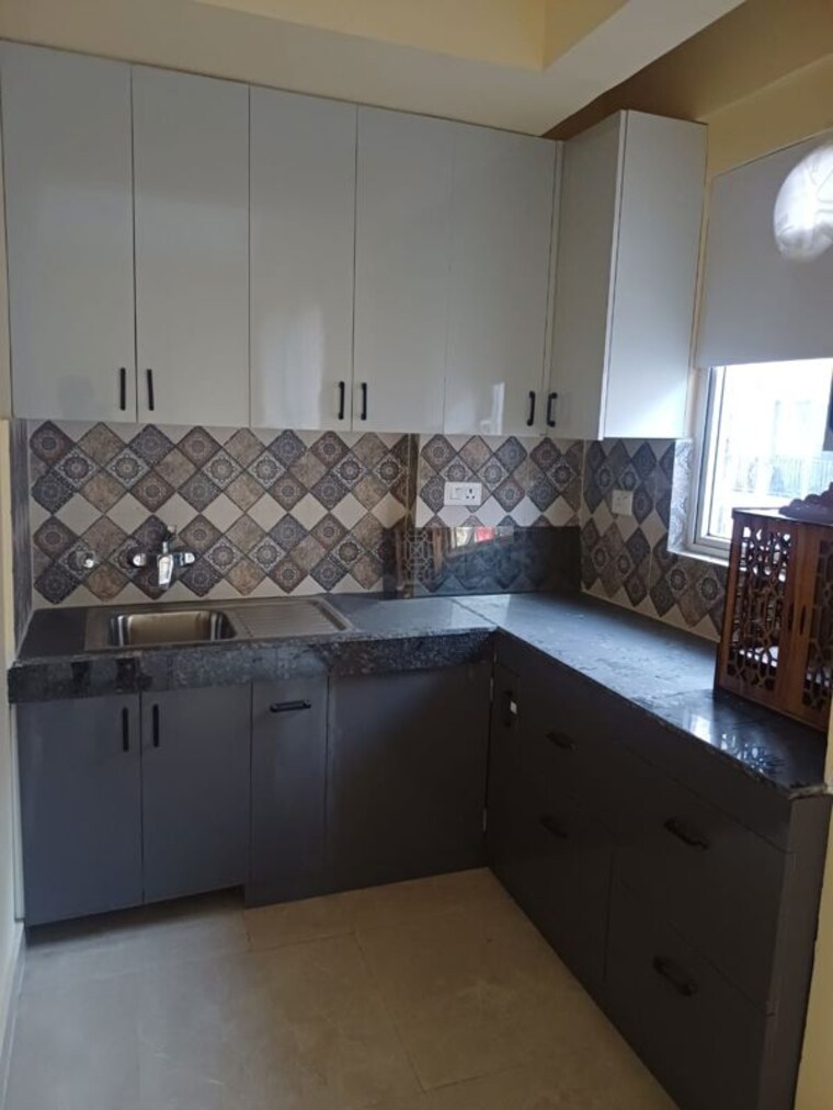 Kitchen, signature-global-park-4-and-5 3 Bedroom 1120 Sq.Ft. Builder Floor In Sohna Sector 36 Gurgaon 10238405