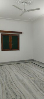 4 BHK + Pooja Room,Store Room 3500 Sq.Ft. Builder Floor in B Block Shastri Nagar