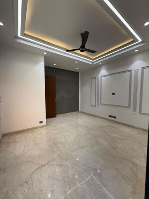Room in 3 BHK Builder Floor at Kalkaji – for Sale