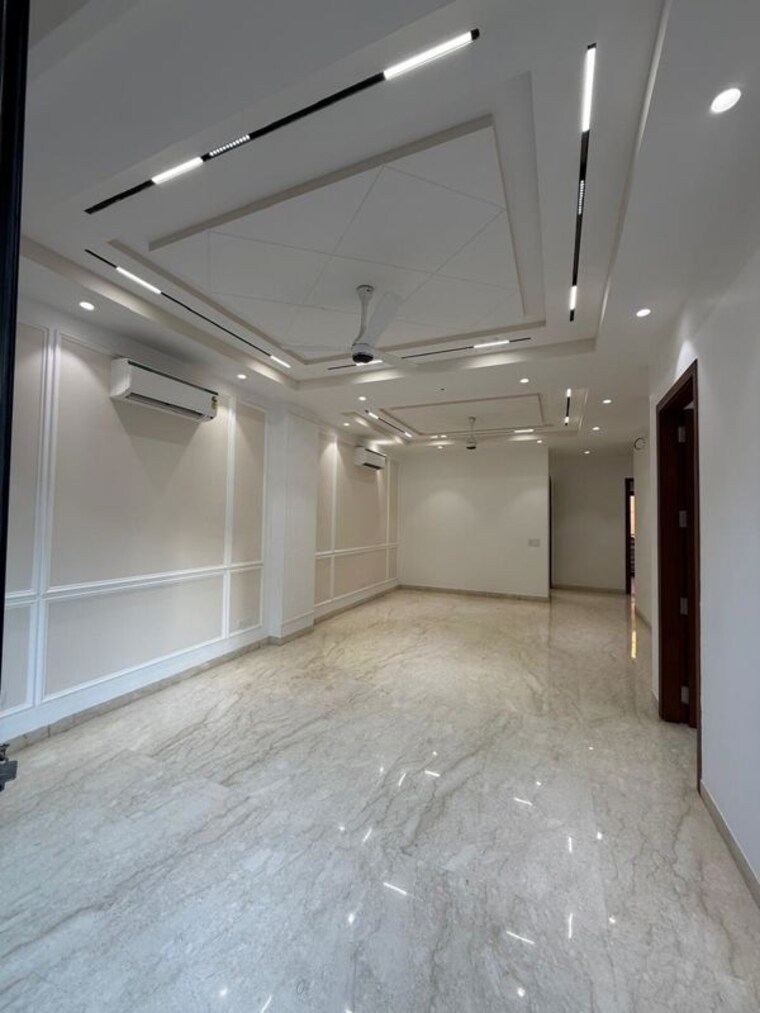 Room, kalkaji 3 Bedroom 1800 Sq.Ft. Builder Floor In Kalkaji Delhi 10238432