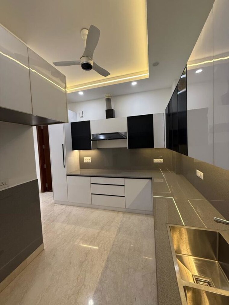 Kitchen, kalkaji 3 Bedroom 1800 Sq.Ft. Builder Floor In Kalkaji Delhi 10238432