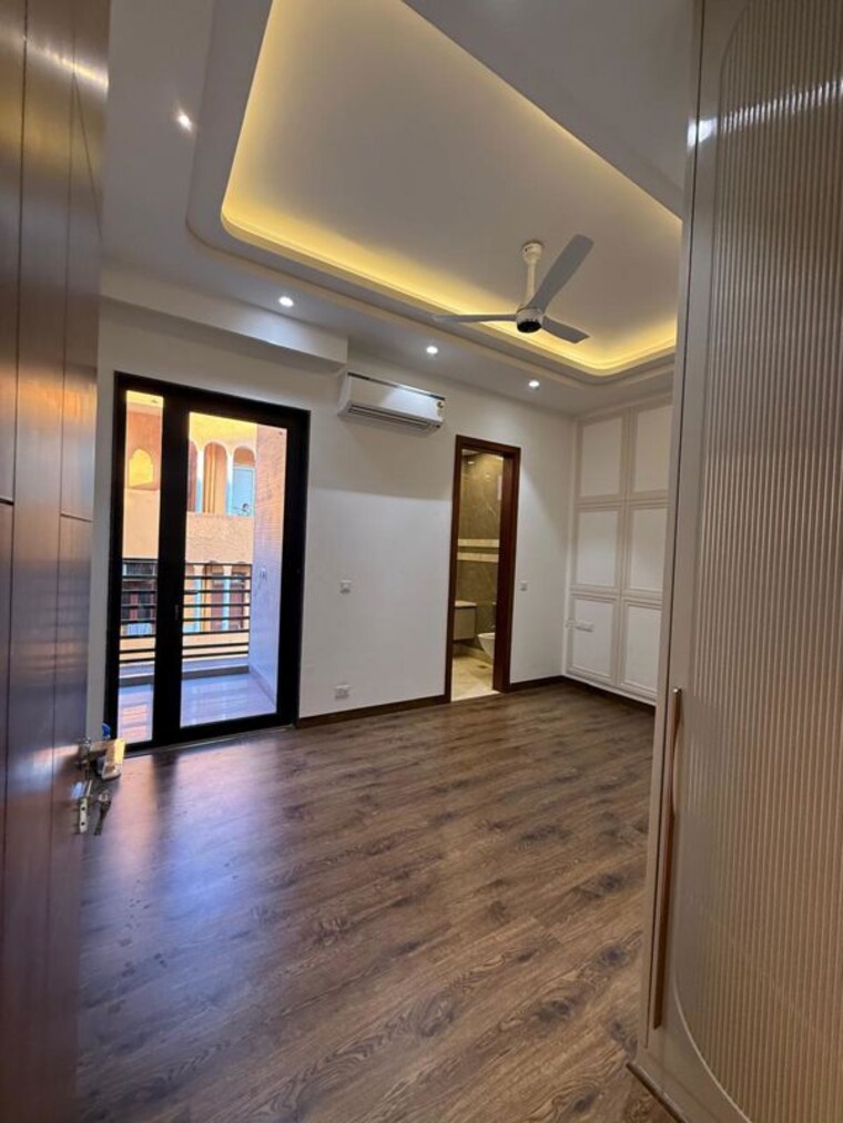 Room, kalkaji 3 Bedroom 1800 Sq.Ft. Builder Floor In Kalkaji Delhi 10238432