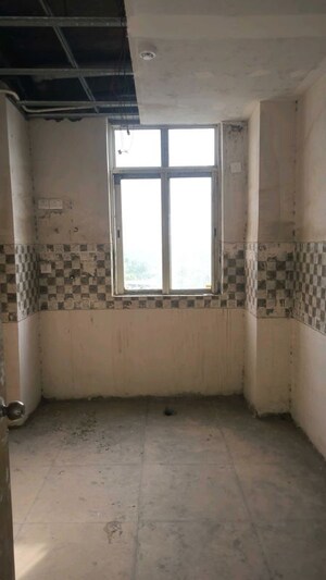 Bathroom in 3 BHK Apartment at Jaypee Greens Knight Court, Sector 128 – for Sale