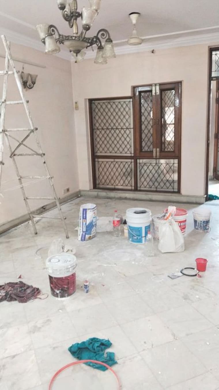 Room, south extension ii 3 Bedroom 1800 Sq.Ft. Builder Floor In South Extension ii Delhi 10238439