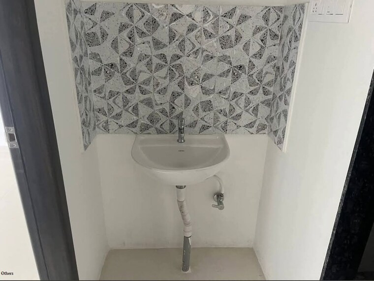 Bathroom, goel-ganga-altus 2 Bedroom 906 Sq.Ft. Apartment In Kharadi Pune 10238428
