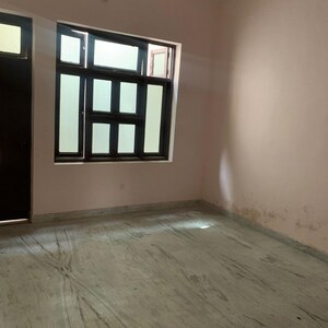 Room in 3 BHK Independent House at Modipuram – for Sale