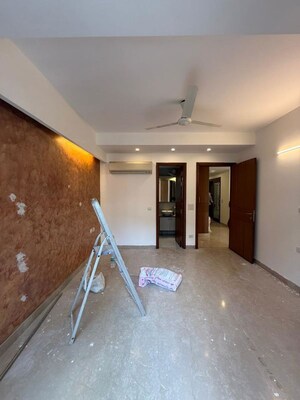 Bedroom in 3 BHK Builder Floor at South Extension ii – for Rent