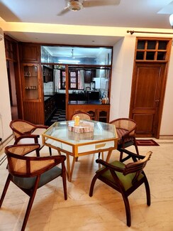4 BHK + Servant Room Villa For Rent in West End Colony