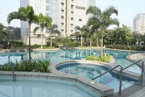Swimming Pool in 3 BHK Apartment at Innovative Icon, Dadar East – for Rent