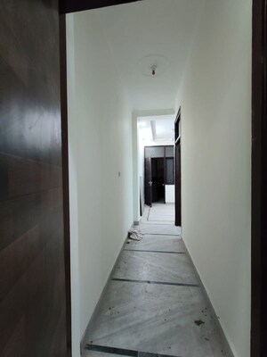 Building Lobby in 2 BHK Builder Floor at Govindpuri – for Rent