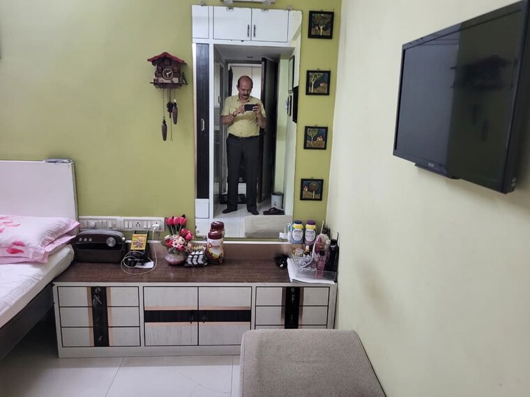 Bedroom, prestige-residency-pinewood 2 Bedroom 800 Sq.Ft. Apartment In Ghodbunder Road Thane 10238585