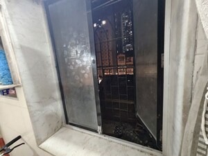 Balcony in 1 RK Apartment at Thakurdwar – for Rent