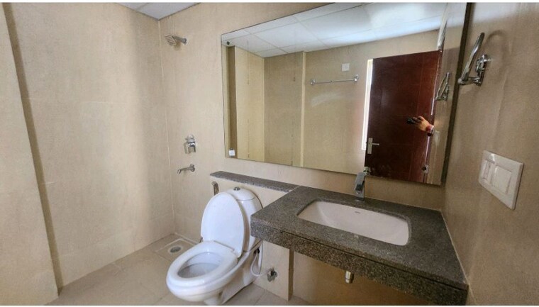 Bathroom, eldeco-accolade 3 Bedroom 2122 Sq.Ft. Apartment In Sohna Sector 2 Gurgaon 10238610