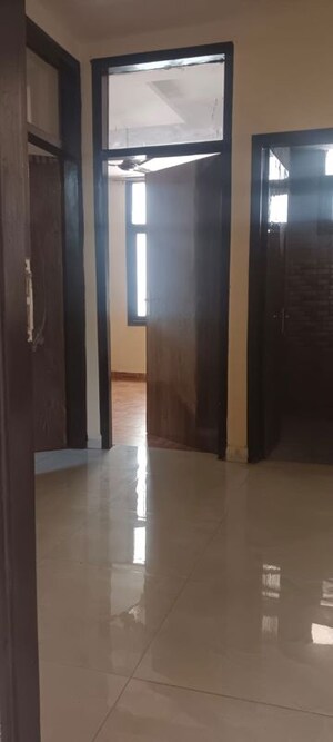 Building Lobby in 1.5 BHK Builder Floor at Sector 4 Greater Noida – for Rent
