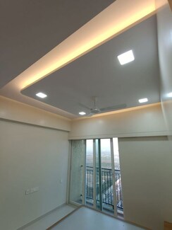 2 BHK + Pooja Room Apartment For Sale in Lodha Splendora