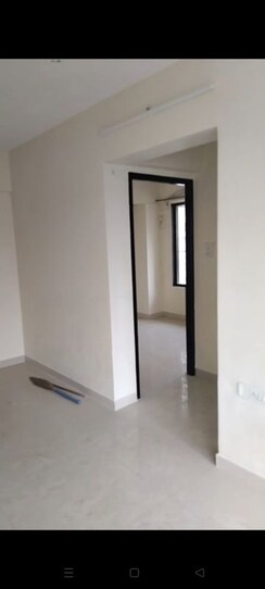 2 BHK Apartment For Rent in New Neelam CHS