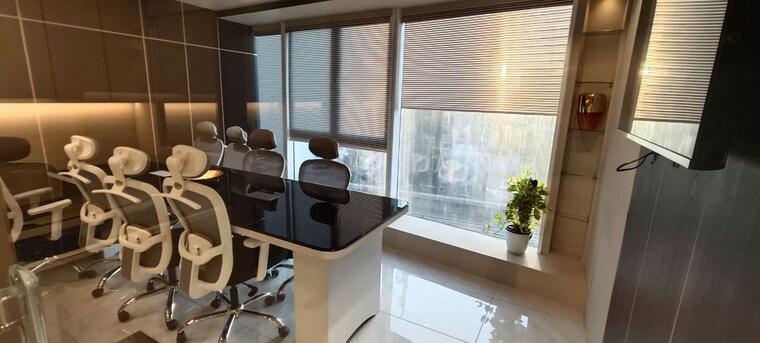 Team Area, lotus-link-square Commercial Office Space 2500 Sq.Ft. In Andheri West Mumbai 10238642