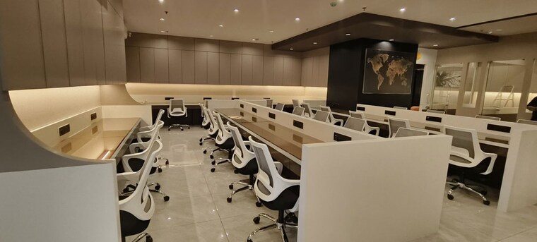 Team Area, lotus-link-square Commercial Office Space 2500 Sq.Ft. In Andheri West Mumbai 10238642