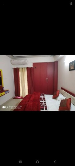 2.5 BHK + Study Room Apartment For Rent in Ajnara Grand Heritage